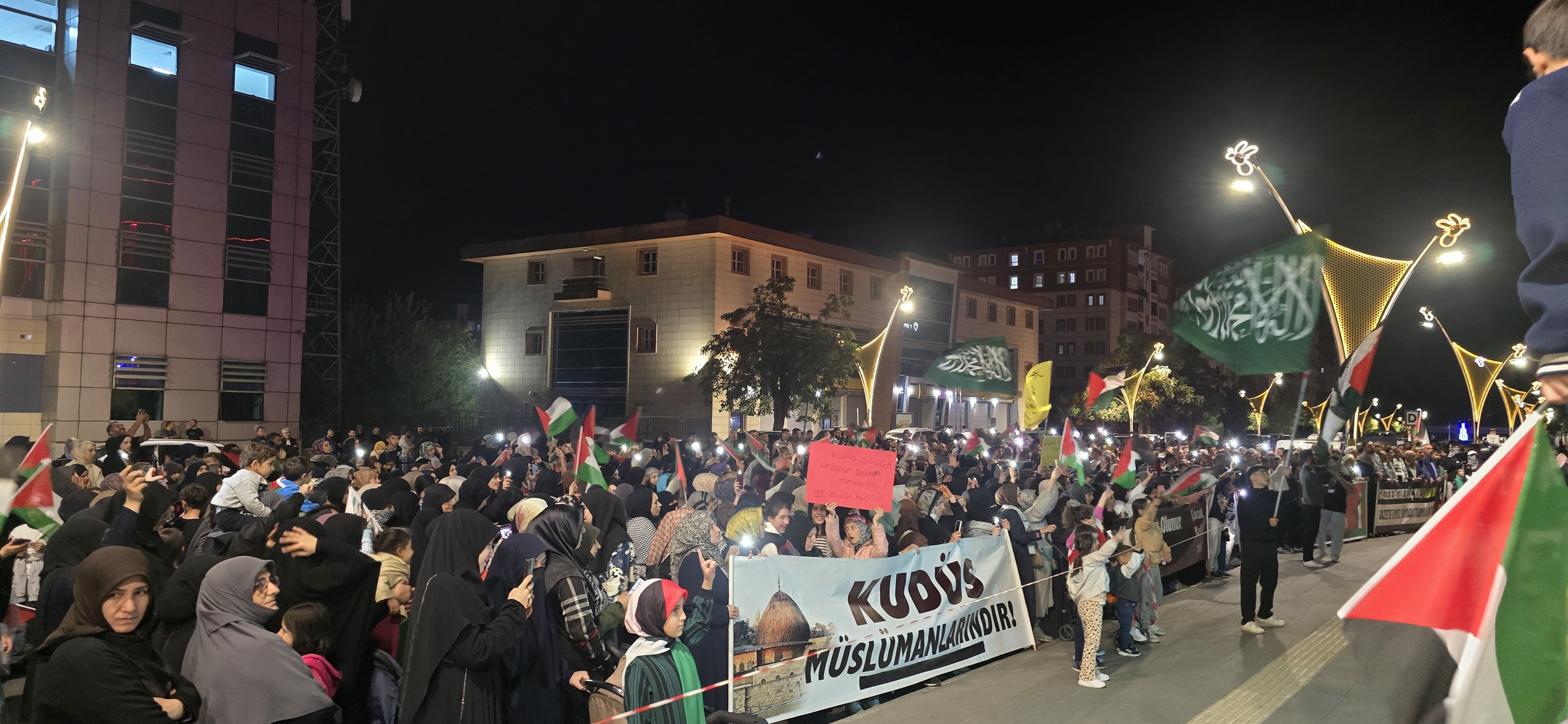 G2 U Ak F L Xg A A4Q I P