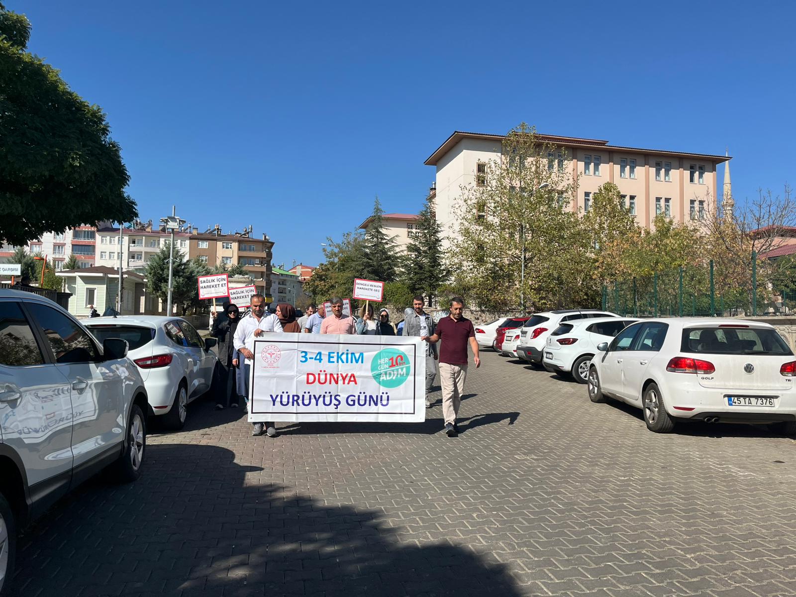 G2 U797 Q W E A A V3 V