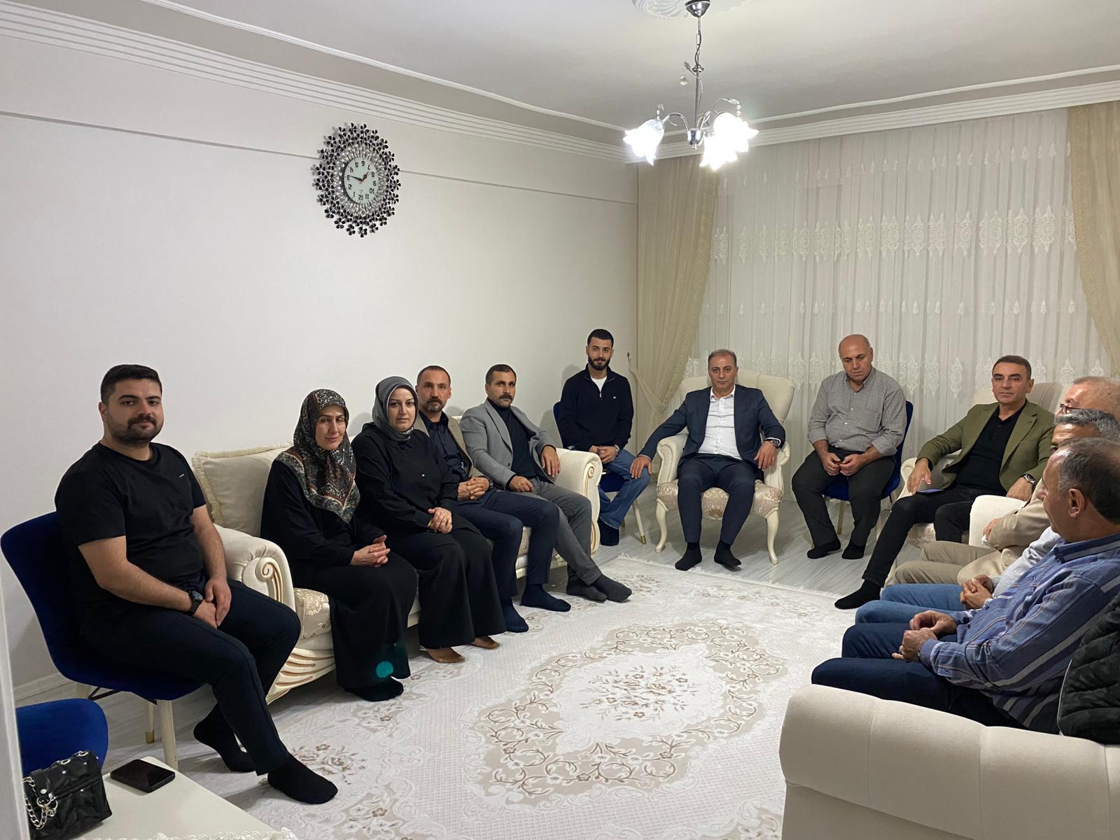 Ce6Af5A1 Fd3A 46E2 B1D4 D78B27629E4C