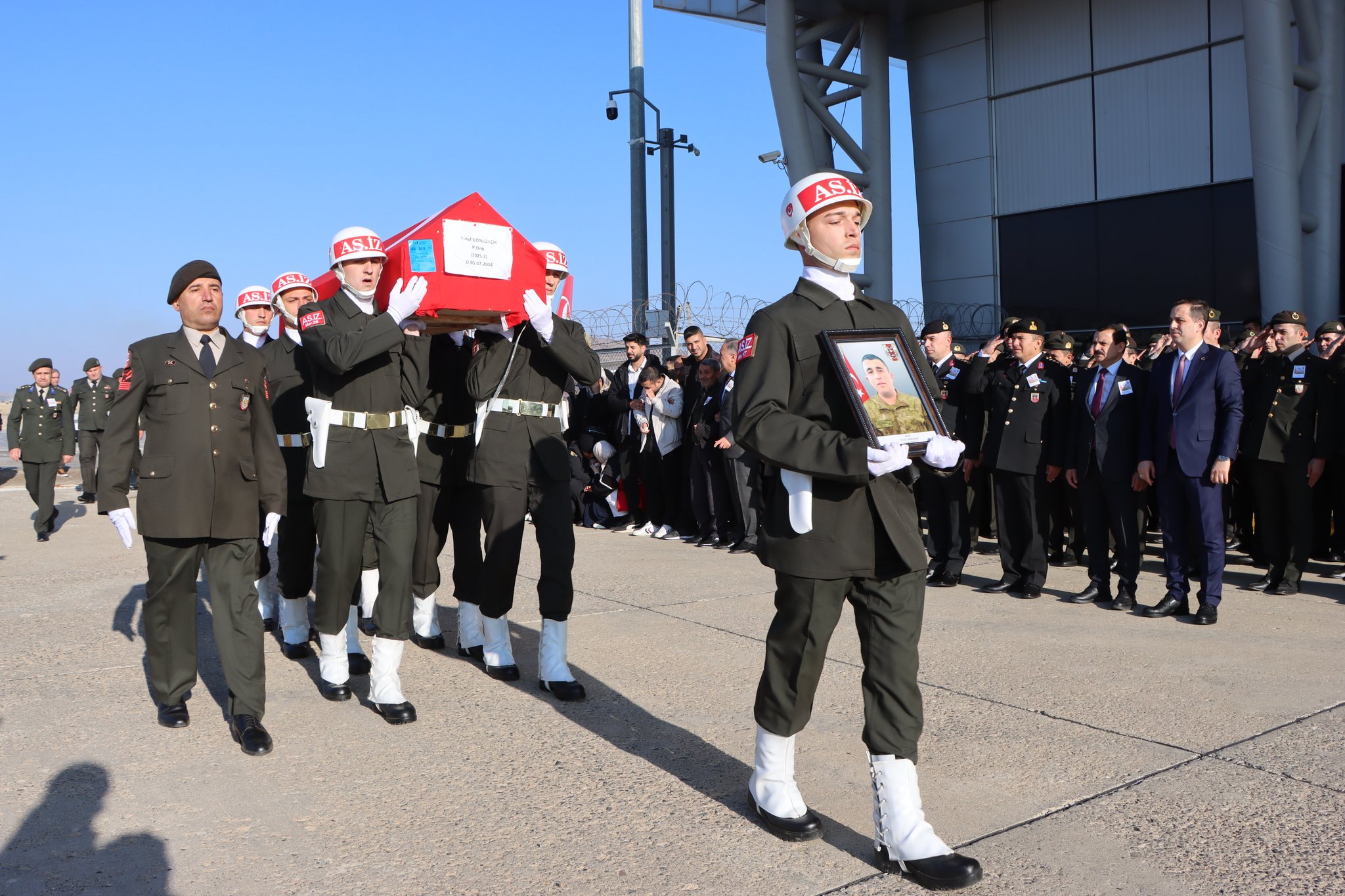 G6X G Hu G Xo A E Mhzr