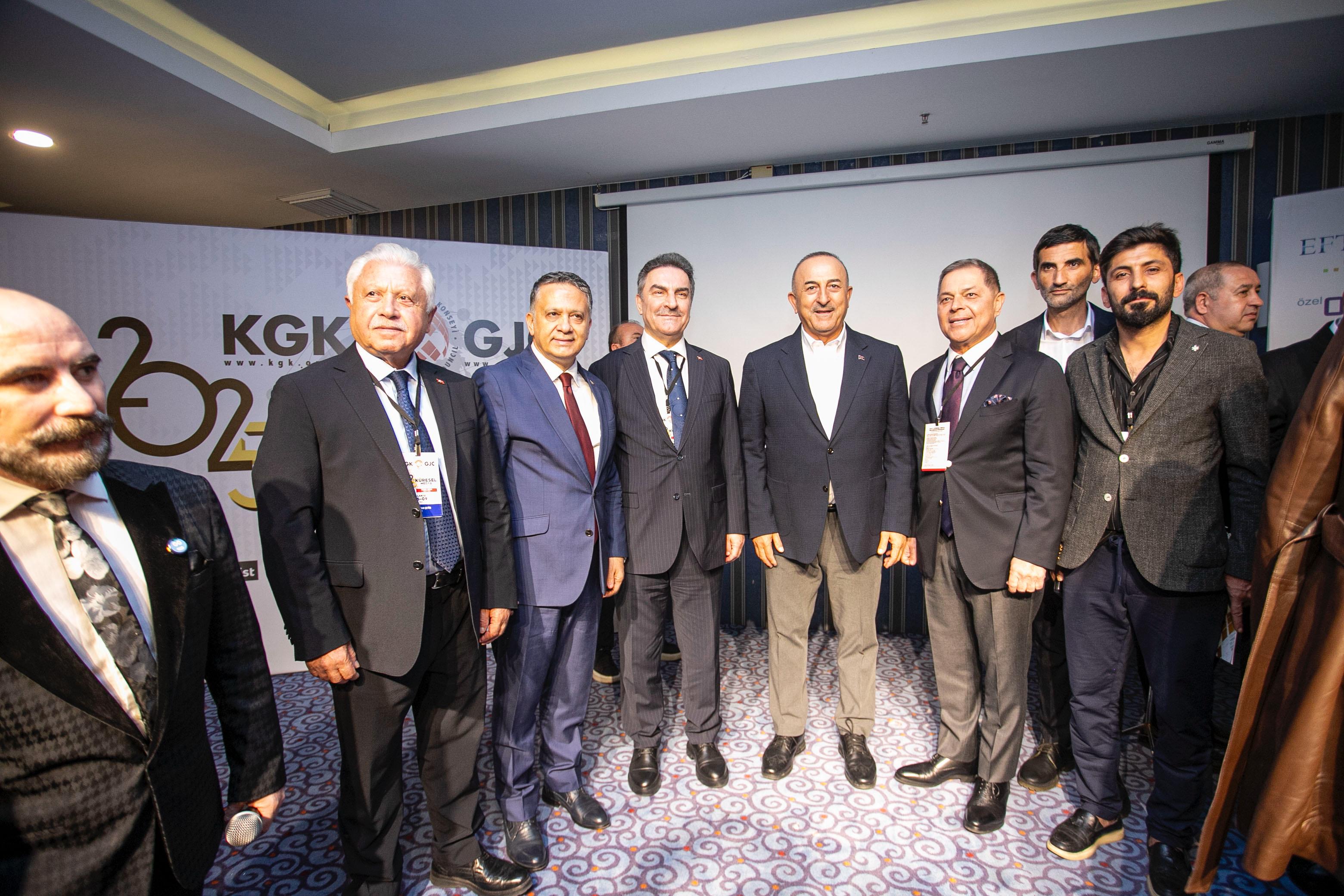 I M G 20251108 W A0023