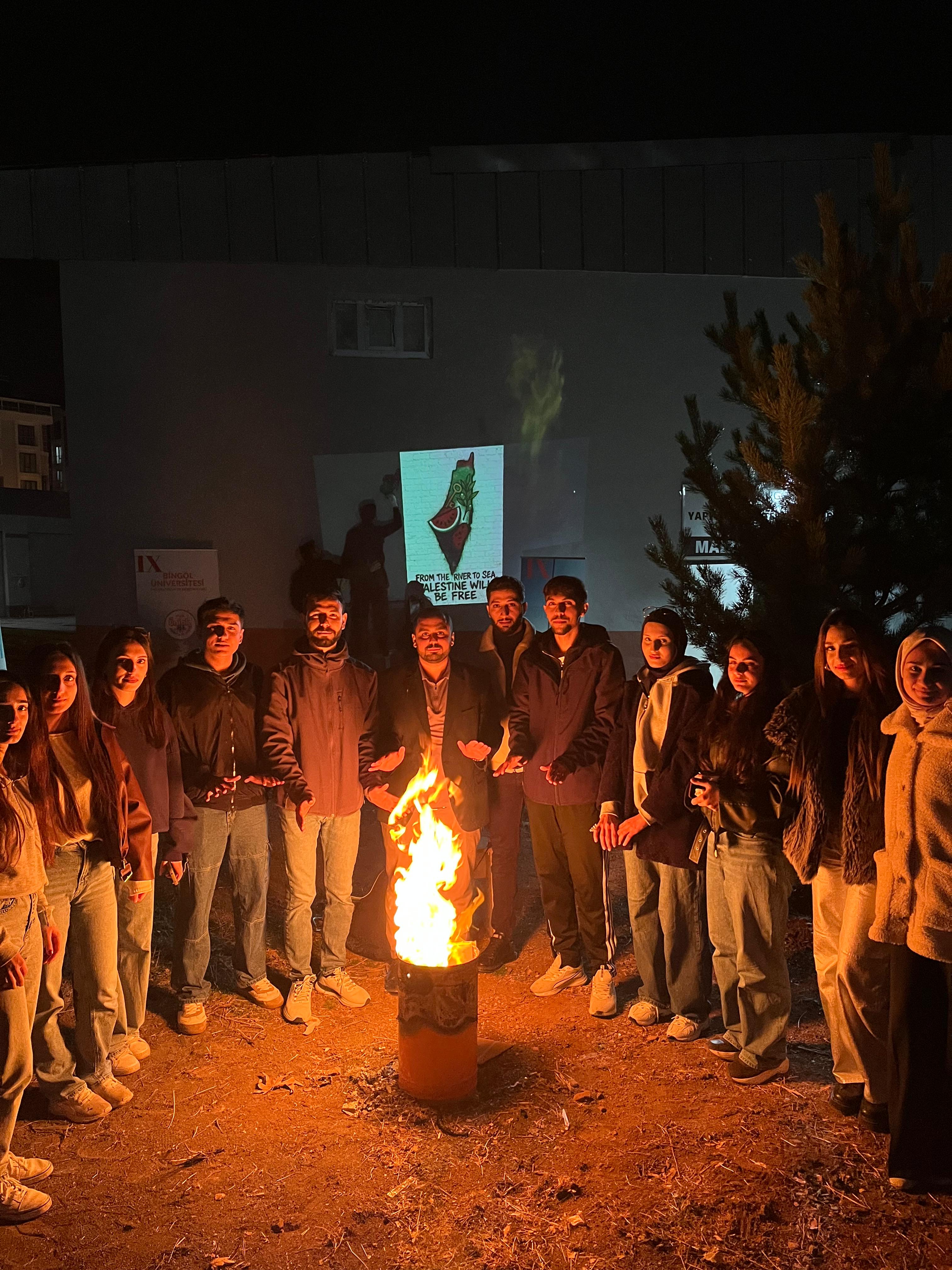 E44A77B7 Fba7 4651 9Db4 84A04E0F688C