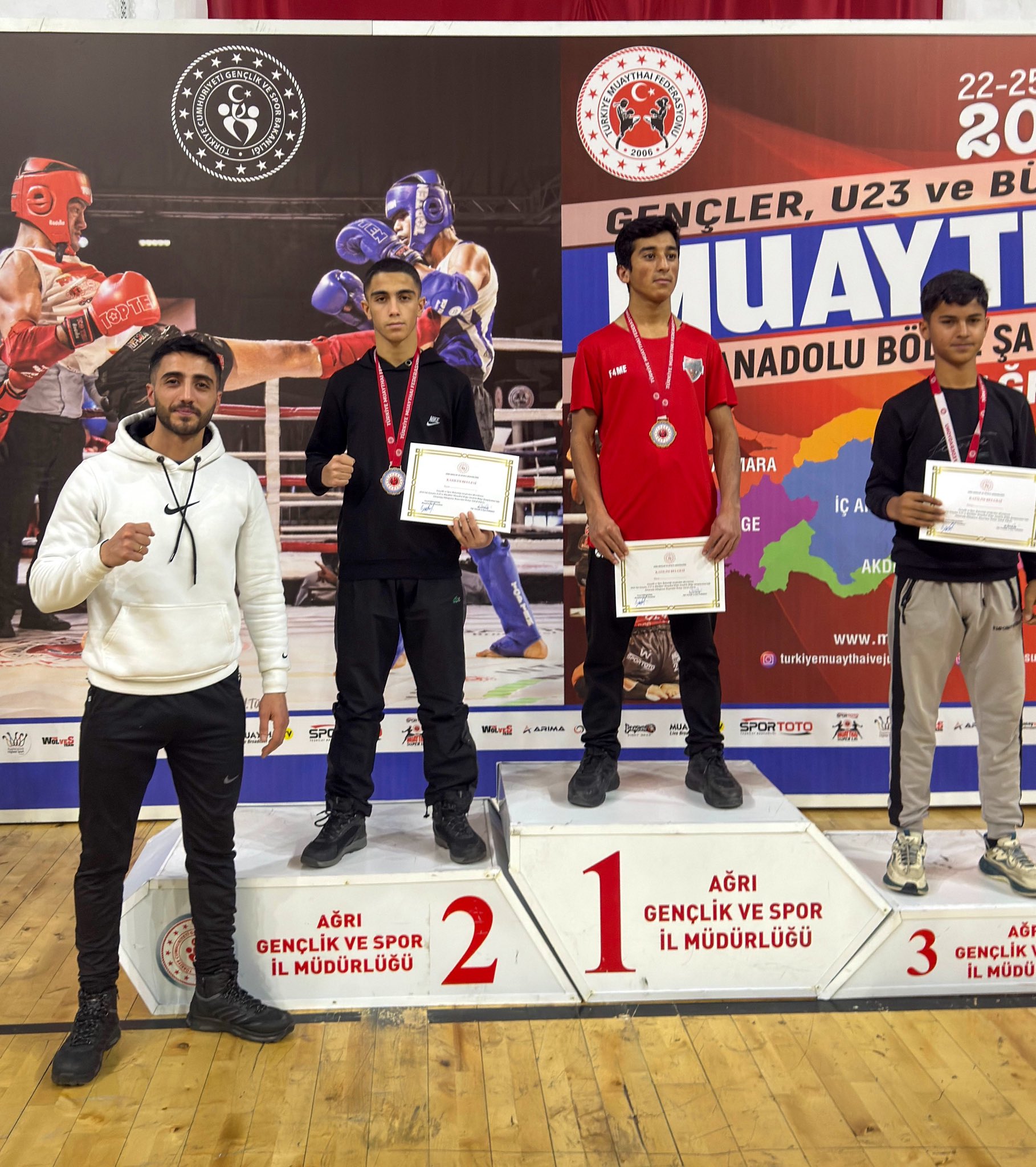 G Ks A F O X Y A Ad D O S