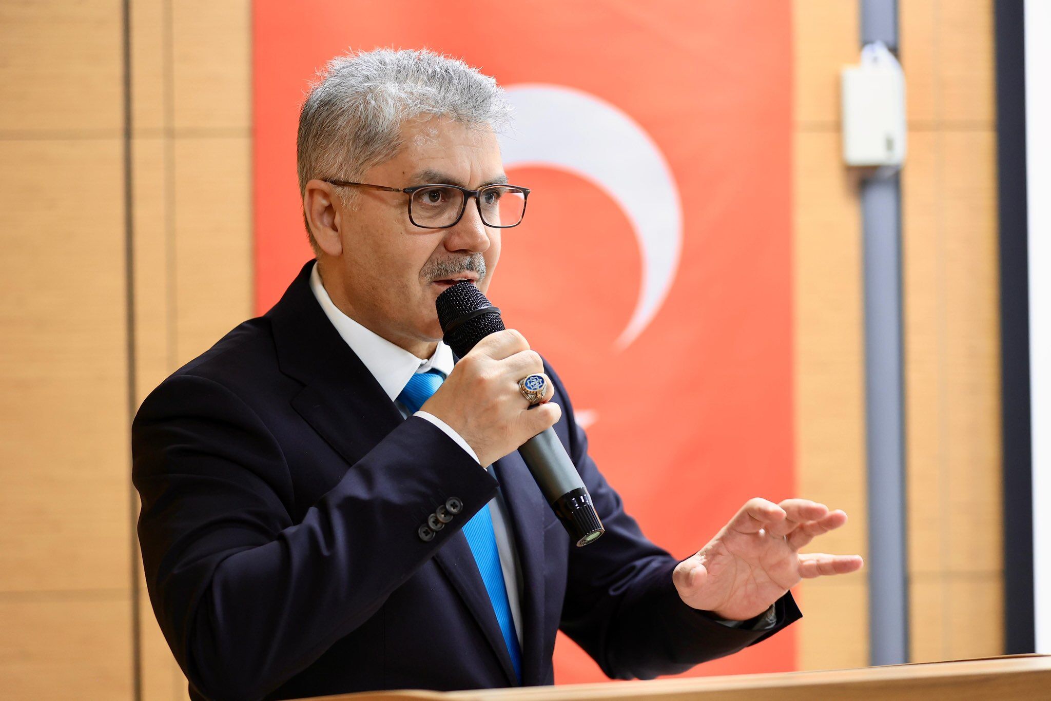 H B Tt L I W Y A E I Vj