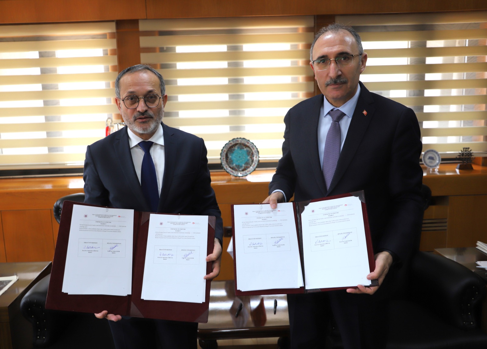 H Bhzzk7 W M A A Hpdg