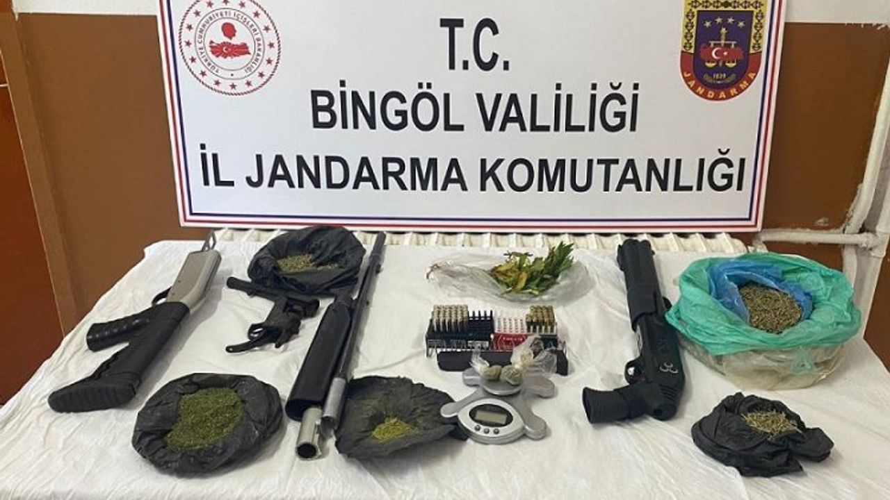 Bingöl’de Operasyon: Silahlar ve Uyuşturucu Ele Geçirildi
