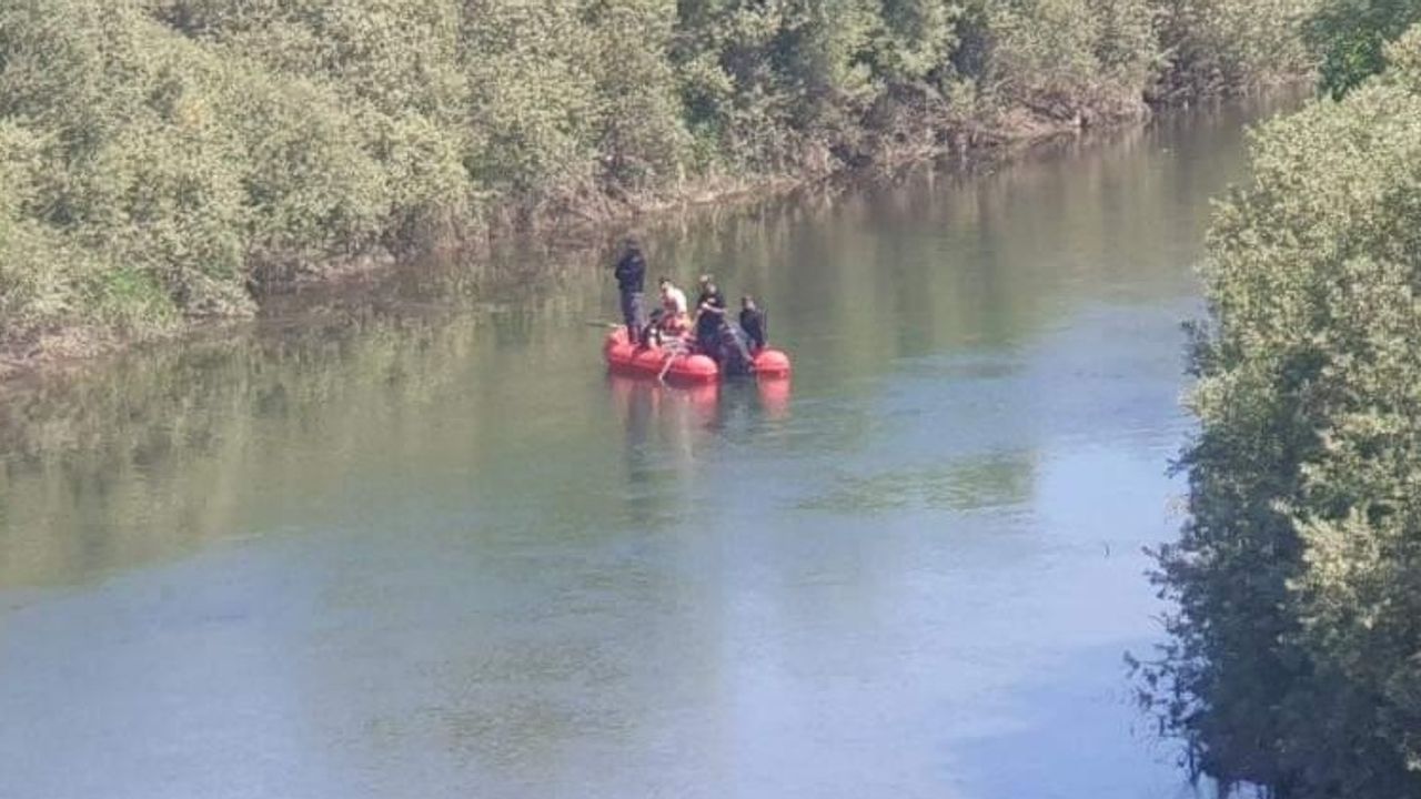 150 Kişilik Ekip, Murat Nehri'nde Kaybolan Vatandaşı Arıyor