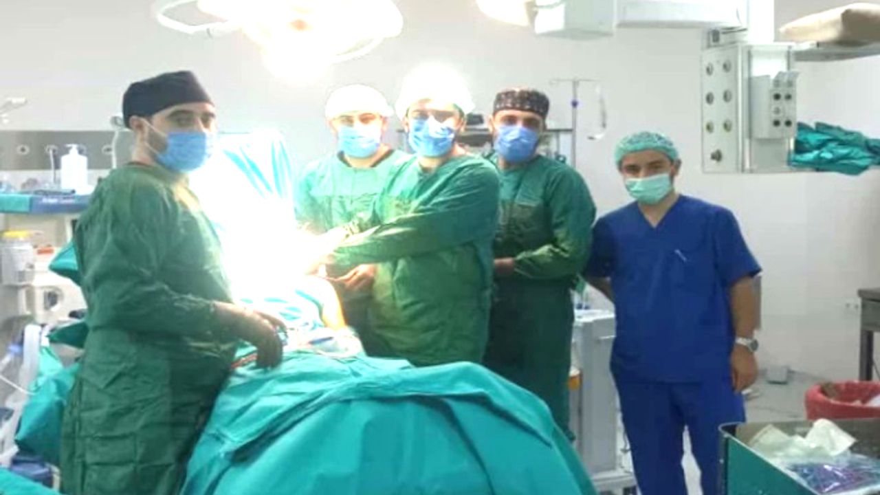 Bingöl Devlet Hastanesinde Narkozsuz Köprücük Kemiği Kırığı Ameliyatı Yapıldı
