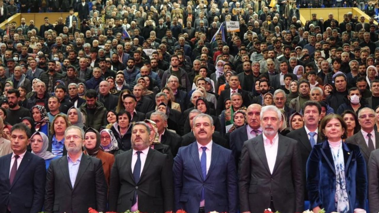 AK Parti, Diyarbakır’da seçim startını verdi