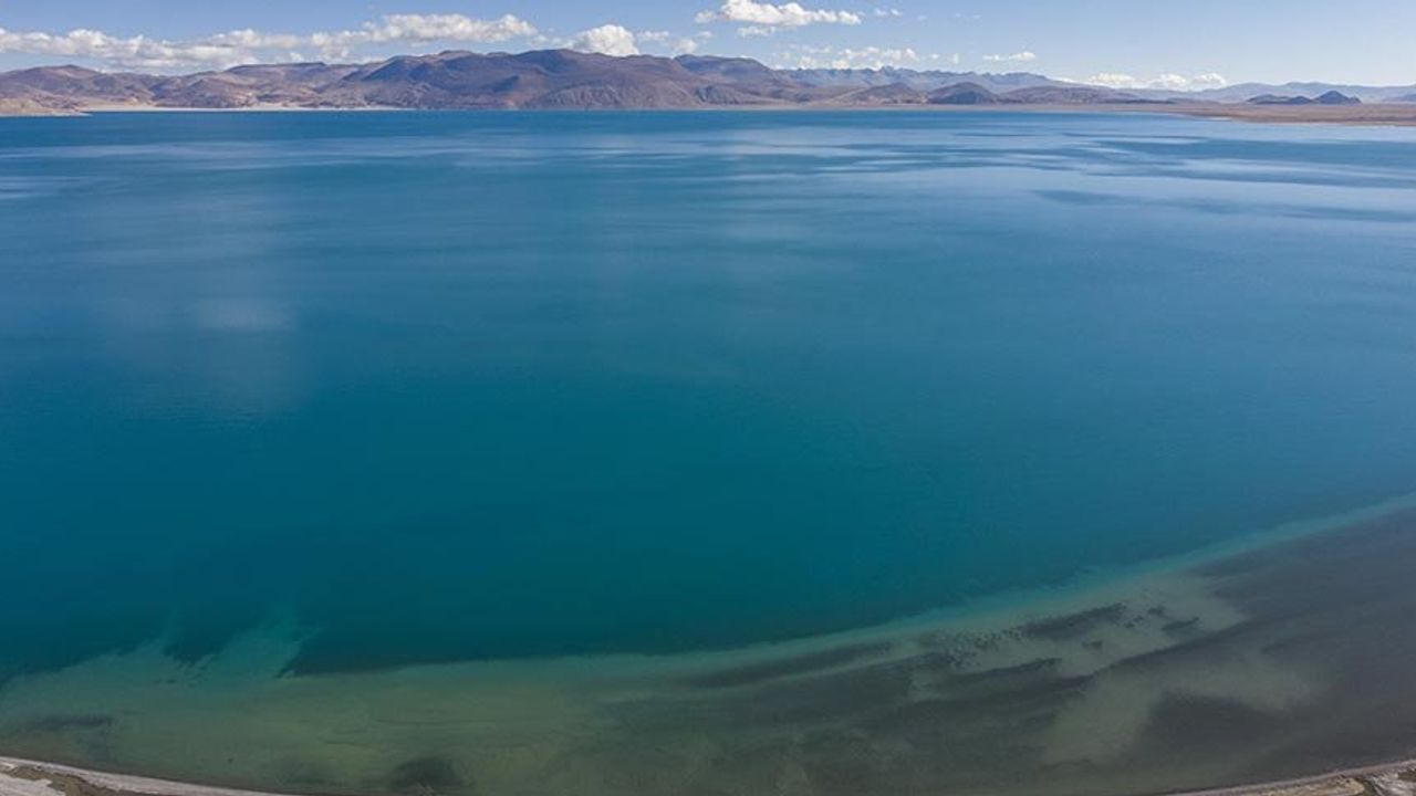 Dünyanın en derin gölü hangisidir? Baykal gölünün derinliği ne kadardır?