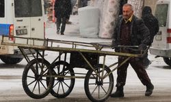 30 Yıldır Şehrin Yükünü Omuzlarında Taşıyor