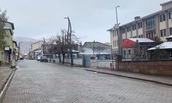Her Kışı Çetin Geçen Karlıova’da Beklenen Kar Henüz Yağmadı