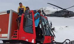 Bingöl’de Mahsur Kalan Avcılar Helikopterle Kurtarıldı