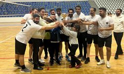 Bingöl'de "Öğretmenler Voleybol Turnuvası" Tamamlandı