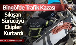 Bingöl’de Trafik Kazası: Sıkışan Sürücüyü Ekipler Kurtardı