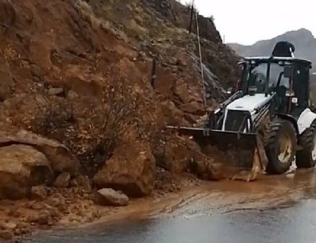 Bingöl’de Kuvvetli Sağanak Heyelan Getirdi