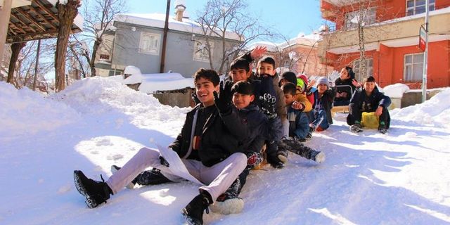 Kar Çocuklara Eğlence, Vatandaşa Çile Oldu