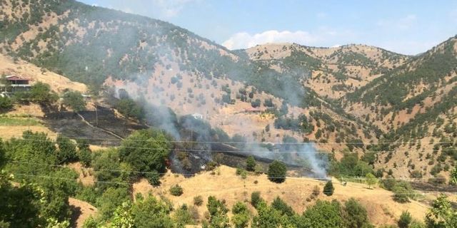 Örtü Yangını Evlere Sıçramadan Söndürüldü