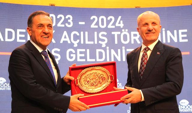 ''En Az 1 Üniversitemizi Dünyanın En İyi 100 Üniversitesi Arasına Sokmak İstiyoruz''