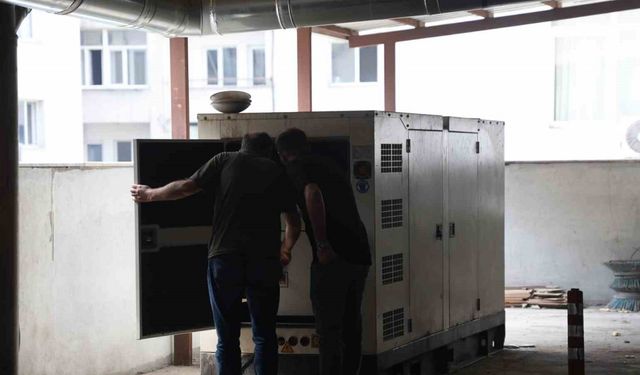 Elazığ’da sık sık yaşanan elektrik kesintisi esnafı bezdirdi