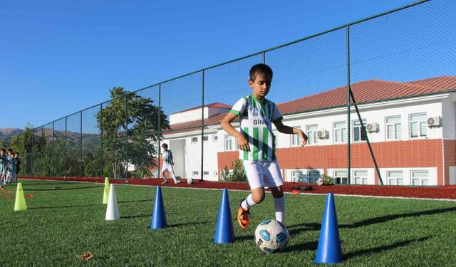 Geleceğin futbolcuları İl Özel İdaresi kurslarında yetişiyor