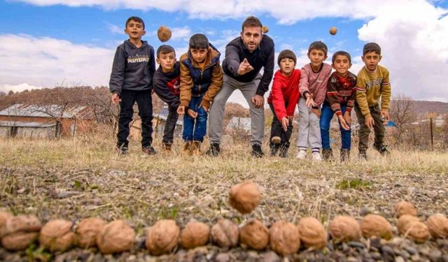 Bingöllü öğretmen Türkiye birincisi oldu