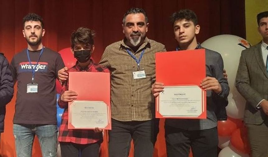 Öğrenciler Hazırladıkları Projeler İle Türkiye Finaline Yükseldi
