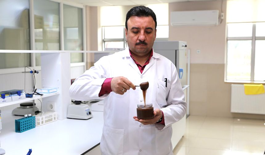 ‘Kayısı Çekirdekli ve Kakaolu Krem Bal’