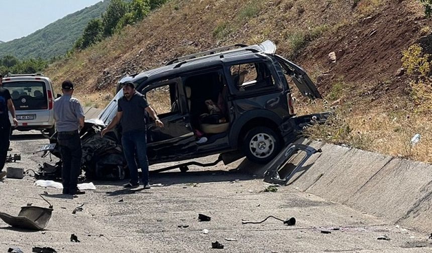 Bingöl’de Kaza: Bir Ağır 2 Yaralı