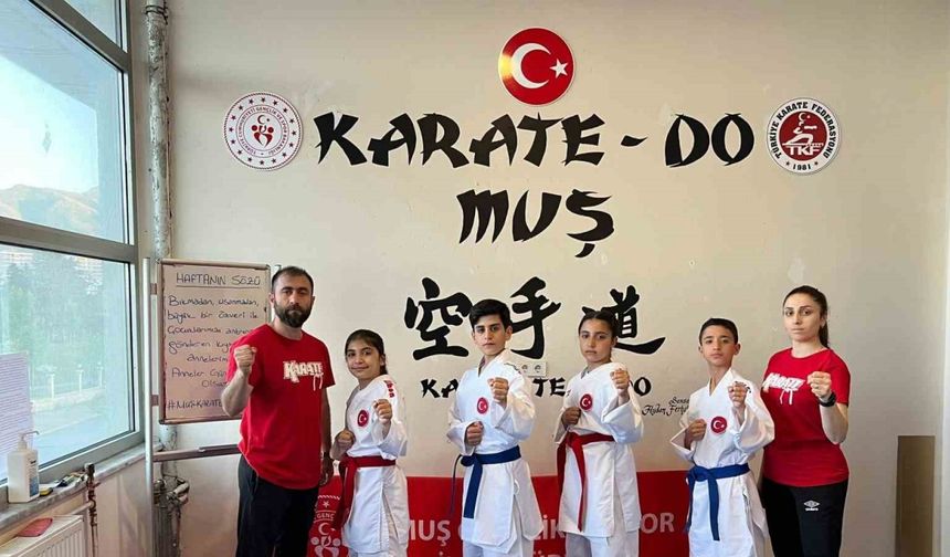 Muşlu karateciler Balkan şampiyonasında Türkiye’yi temsil edecek