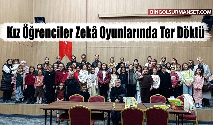 Kız Öğrenciler Zekâ Oyunlarında Ter Döktü