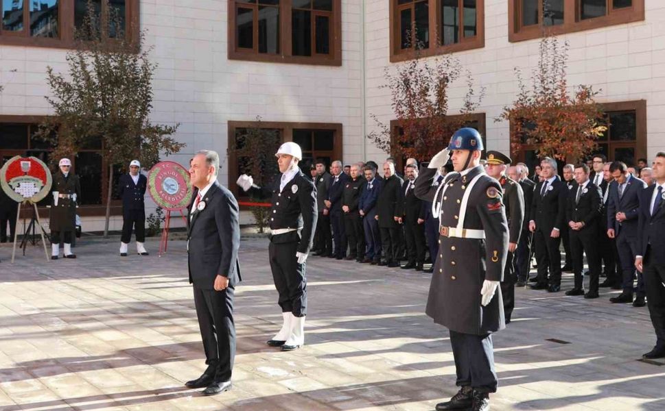 Bingöl’de Atatürk’ü anma programı düzenlendi